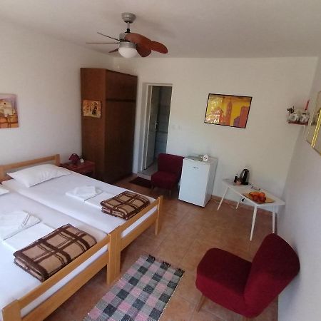 Guesthouse Bracanovic Hvar Town Exterior foto